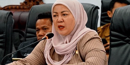 Henny Rosgiaty Rusli