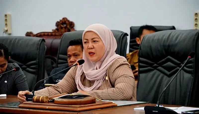 0309 Henny Rosgiati Rusli