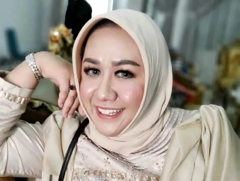 0311 Rosi Wahyuni