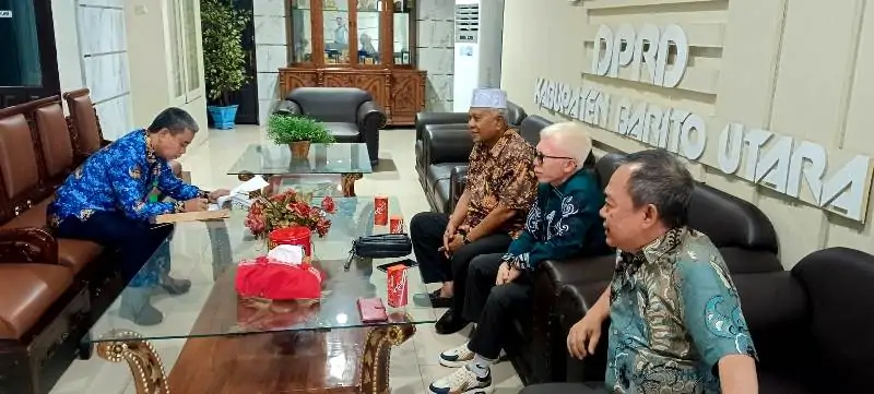 1810 Dprd Hulu Sungai
