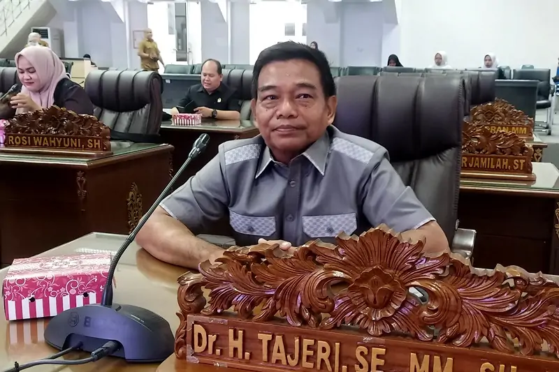 0112 H Tajeri