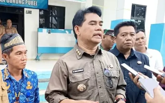 0212 Bupati Barito Utara H. Shalahuddin