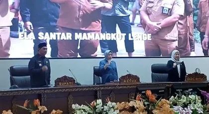 0203 Bupati Paripurna