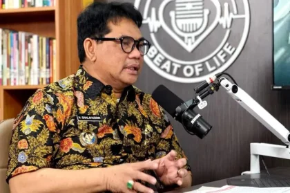 1003 Bupati Idulfitri