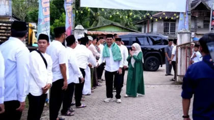 1003 Bupati Ramadan Di Desa Sikui