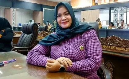 2201 Wardatun Nur Jamilah