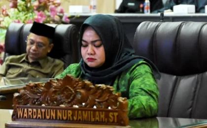 2301 Wardatun Nur Jamilah